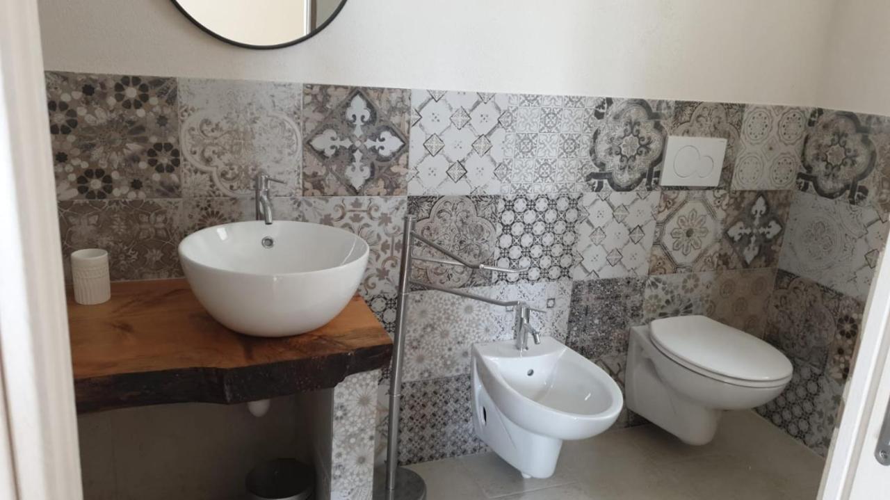 Tenuta Tinelli Sonia Bed & Breakfast *