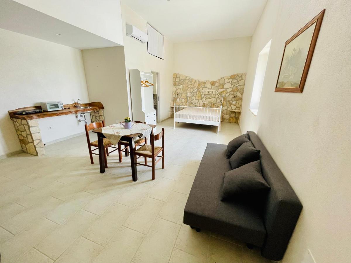 Tenuta Tinelli Sonia Bed & Breakfast Noci